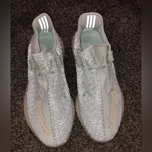 Yeezy 350 v2 cloud white reflective